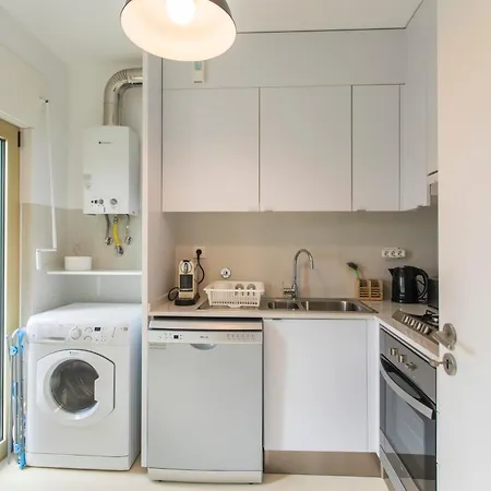 Entrecampos Apartamento *