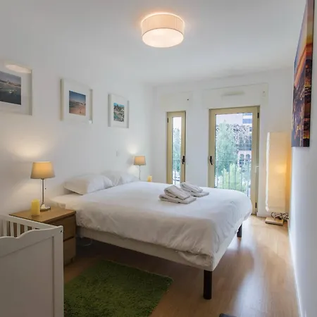 - Entrecampos Apartment Lissabon